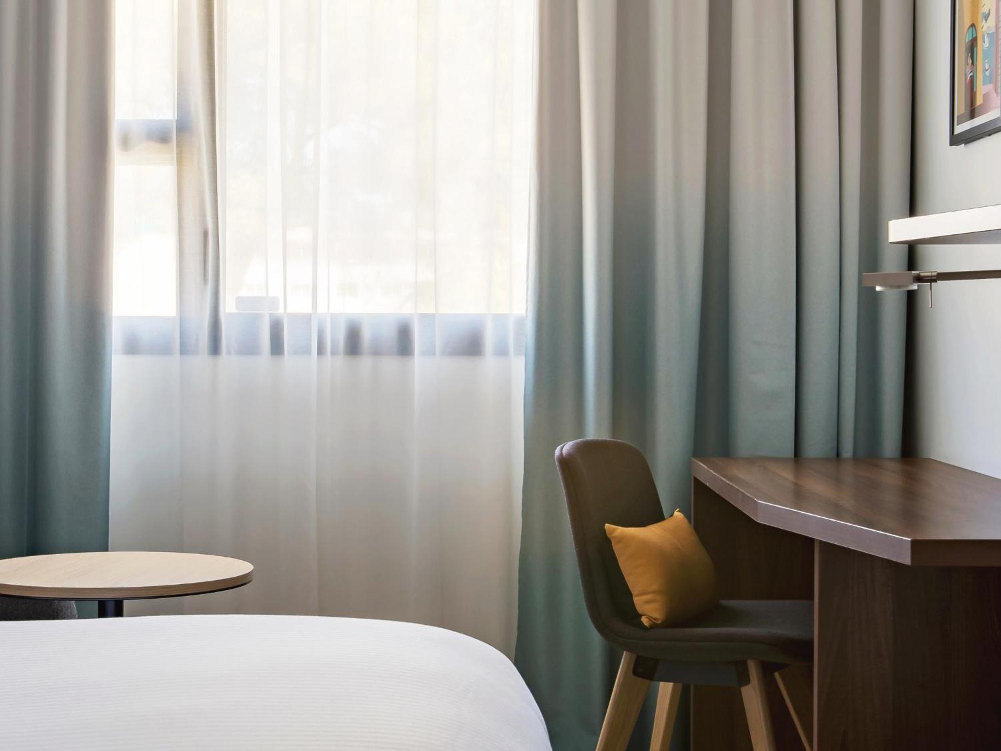 Holiday Inn - Marseille Airport By Ihg Vitrolles  Exterior photo