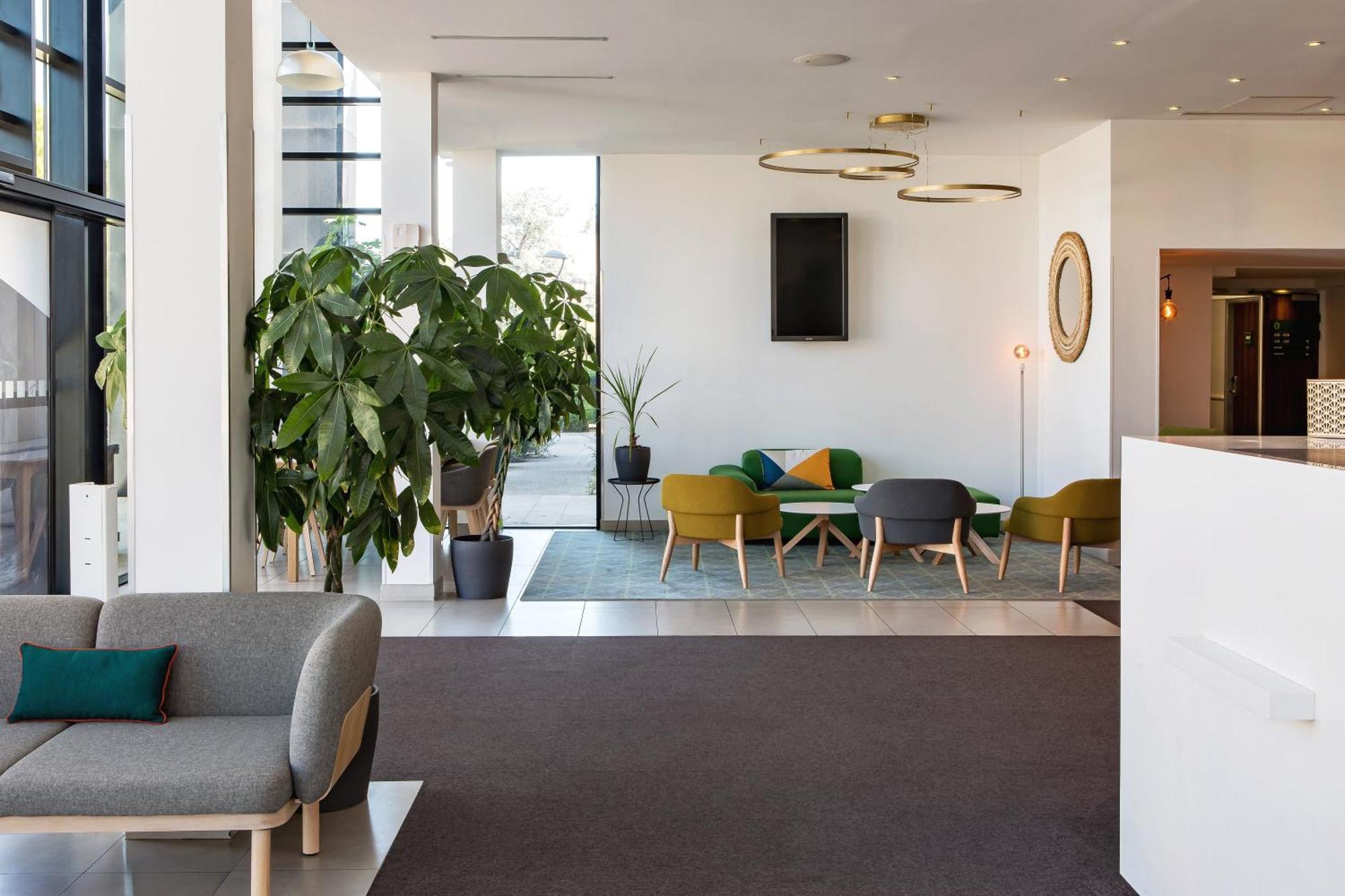 Holiday Inn - Marseille Airport By Ihg Vitrolles  Exterior photo